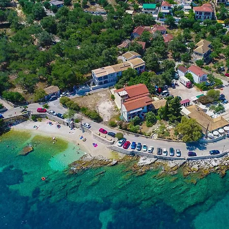 Villa Thea Antonis *